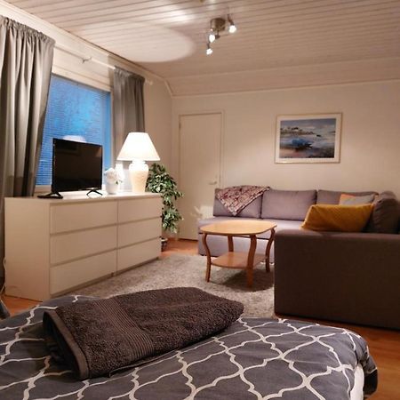 Koskentien Kotimajoitus & Luxury Glamping Lägenhet Jämsä Exteriör bild