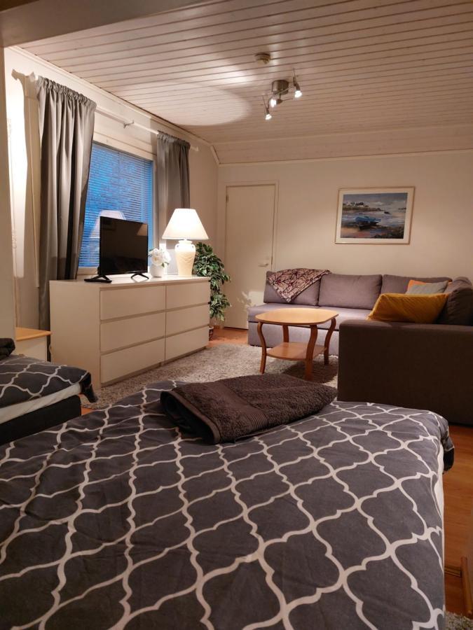 Koskentien Kotimajoitus & Luxury Glamping Lägenhet Jämsä Exteriör bild