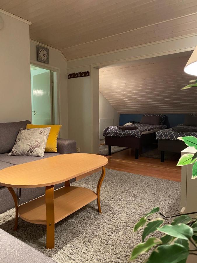 Koskentien Kotimajoitus & Luxury Glamping Lägenhet Jämsä Exteriör bild